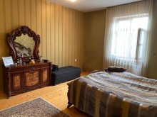 A 3-story, 6-room house is for sale in Saray settlement, Baku, -13