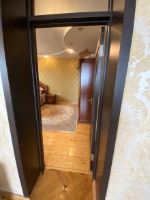 A 3-story, 6-room house is for sale in Saray settlement, Baku, -14