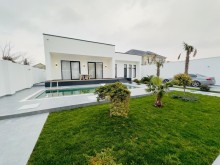 Almaq 5 otaqlı həyət evi/bağ evi 200 m², Mərdəkan q., -2