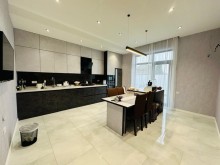 Almaq 5 otaqlı həyət evi/bağ evi 200 m², Mərdəkan q., -13