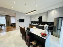 Almaq 5 otaqlı həyət evi/bağ evi 200 m², Mərdəkan q., -14