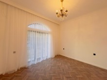 A 6-room modern villa is for sale in Baku, -19