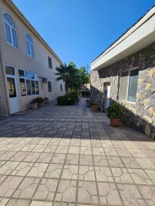 Mərdəkanda geniş torpaq sahəsi olan villa satılır, -4