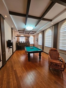 Mərdəkanda geniş torpaq sahəsi olan villa satılır, -12