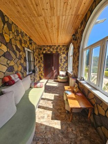 Mərdəkanda geniş torpaq sahəsi olan villa satılır, -19