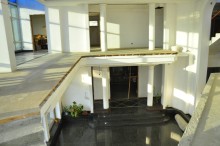 A villa is for sale in the "Millionaires' District" in Ganjlik, -3