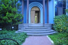 A villa is for sale in the "Millionaires' District" in Ganjlik, -5