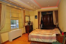 A villa is for sale in the "Millionaires' District" in Ganjlik, -11