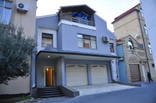 A villa is for sale in the "Millionaires' District" in Ganjlik, -16