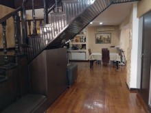 For sale: A two-story courtyard house near Qara Qarayev and Neftchilar metro stations, -6