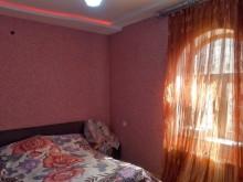 For sale: A two-story courtyard house near Qara Qarayev and Neftchilar metro stations, -14