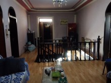 For sale: A two-story courtyard house near Qara Qarayev and Neftchilar metro stations, -19