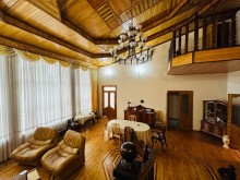 Şüvəlanda 24 sot torpaq sahəsində inşa edilmiş 2 mərtəbəli villa satılır, -10