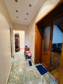 Şüvəlanda 24 sot torpaq sahəsində inşa edilmiş 2 mərtəbəli villa satılır, -14