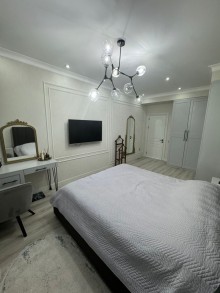 7mkr Dərnəgül metro st yani Sale New building, -18