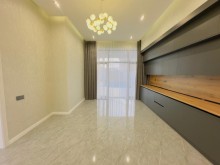 A one-story 4-room new villa is for sale in Baku on the Shüvelan Seaside Road, -8