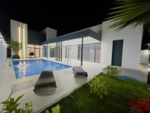 A luxury house is for sale in Mardakan, in the Incirlik massif area, -8
