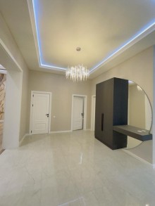 A luxury house is for sale in Mardakan, in the Incirlik massif area, -18