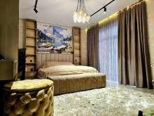 Binə mərkəzdə prestijli ərazidə 5 otaqlı həyət evi satılır, -9