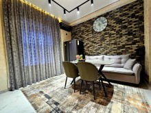 Binə mərkəzdə prestijli ərazidə 5 otaqlı həyət evi satılır, -18