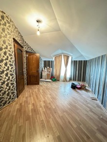 Masazır q. Məscidin yanı  Satılır Həyət evi, -10