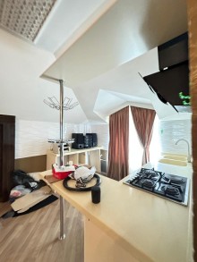 Masazır q. Məscidin yanı  Satılır Həyət evi, -20