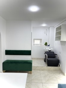 Gozellik salonu Memar Əcəmi.m Sale Commercial Property, -4