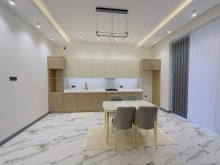 For Sale: 2-Storey Villa – Mardakan, Behind Bravo Market A 2-storey villa, -17