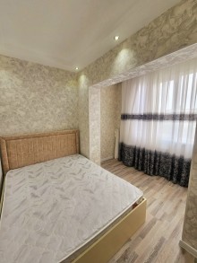 Əhmədli metrosu Diaqnoz tibb mərkəzinin arxasında Satılır Köhnə Tikili, -11