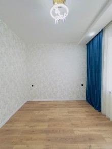 Şüvəlanda , Nyu-York şəhərinin səsküyündən uzaq sakit məhəllədə ev satılır, -14
