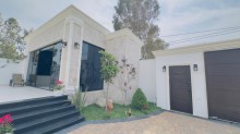 Mərdəkan qəsəbəsində Qoşa Qala restoranı yaxınlığında yola yaxın villa satılır, -4