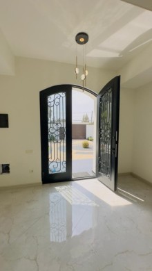 Mərdəkan qəsəbəsində Qoşa Qala restoranı yaxınlığında yola yaxın villa satılır, -8