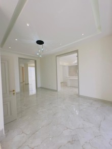 Mərdəkan qəsəbəsində Qoşa Qala restoranı yaxınlığında yola yaxın villa satılır, -17