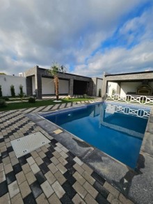 A one-storey villa is for sale in Mardakan Baku, -3