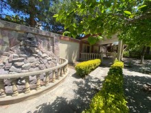 Novxanıda Aparat bağlarında Təcili Bağ evi satılır dəyərindən aşağı, -3