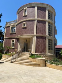 Novxanıda Aparat bağlarında Təcili Bağ evi satılır dəyərindən aşağı, -4