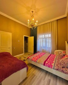 Villa for Sale in Mardakan — 380,000 AZN A high-quality privately built villa, -8