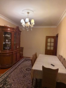 Binəqədi.r, 7-ci mikrorayon Sale Old building, -5
