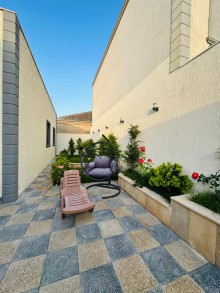 A furnished one-storey house is for sale in Shuvelan, -6