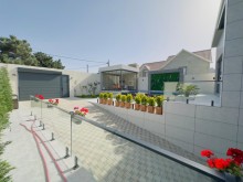 In Mardakan, behind Merlin beauty salon, a newly built one-storey villa is for sale, -4