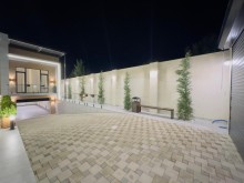In Mardakan, behind Merlin beauty salon, a newly built one-storey villa is for sale, -12