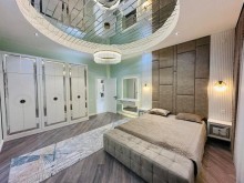 A beautiful villa is for sale near the “White House” area, -13