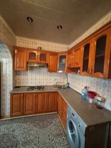 9-cu mikrorayon Sale Old building, -5