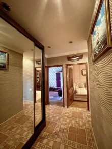 Sale Old building 8-ci mikrorayonda Azadlıq metrosu, -10