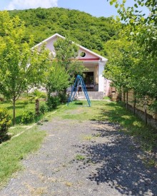 kiraye-gunluk-3-otaq-heyet-evi-qax-49-1751390534
