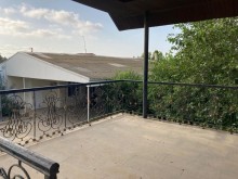 A single-story cottage is for sale in Şüvəlan, -8