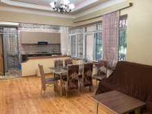 A single-story cottage is for sale in Şüvəlan, -9