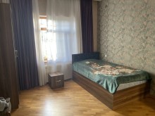 Binegedi rayonu.DYP-ne ve Neptun markete yaxin ev satilir, -9
