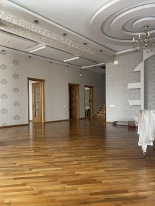 Binegedi rayonu.DYP-ne ve Neptun markete yaxin ev satilir, -20