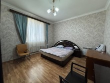 Bakı şəhəri Nİzami rayonunda ev satılır. Su Tikinti Xestexana yaxınlığı, -14